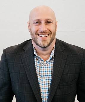 Image of Barry Kelly